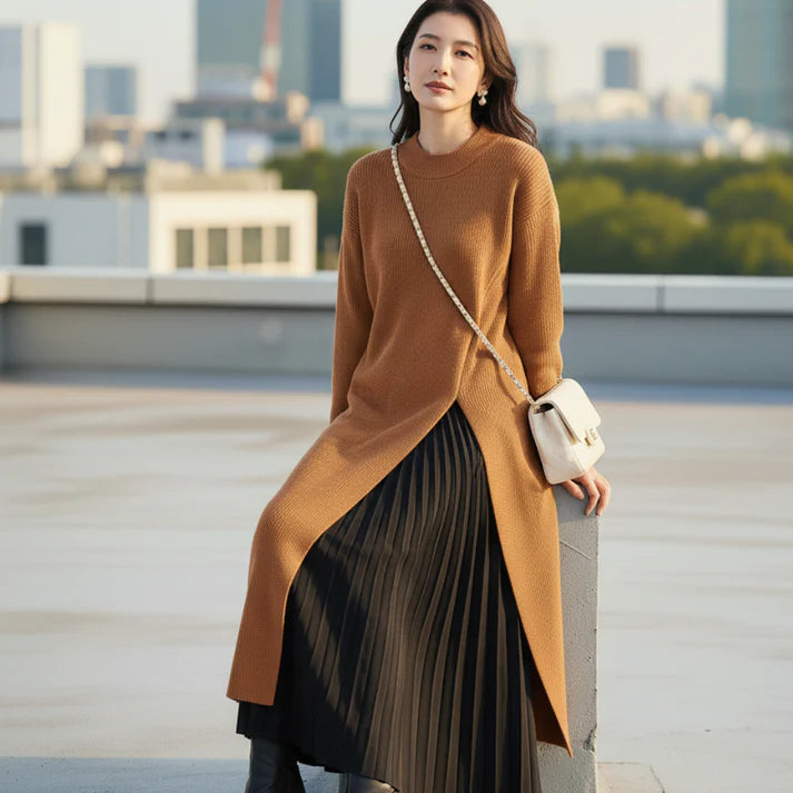 ELODIE™ – アーキテクチュラルスプリットニットドレス