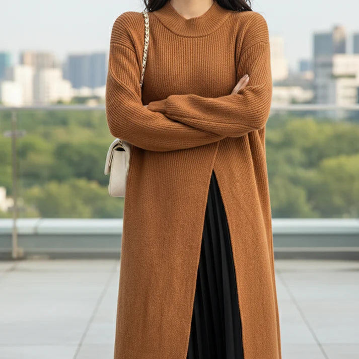 ELODIE™ – アーキテクチュラルスプリットニットドレス