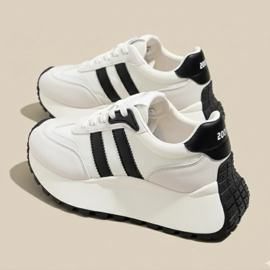 LIFTELLE™ 脚長効果付きスニーカー - 履くだけで6cm美脚